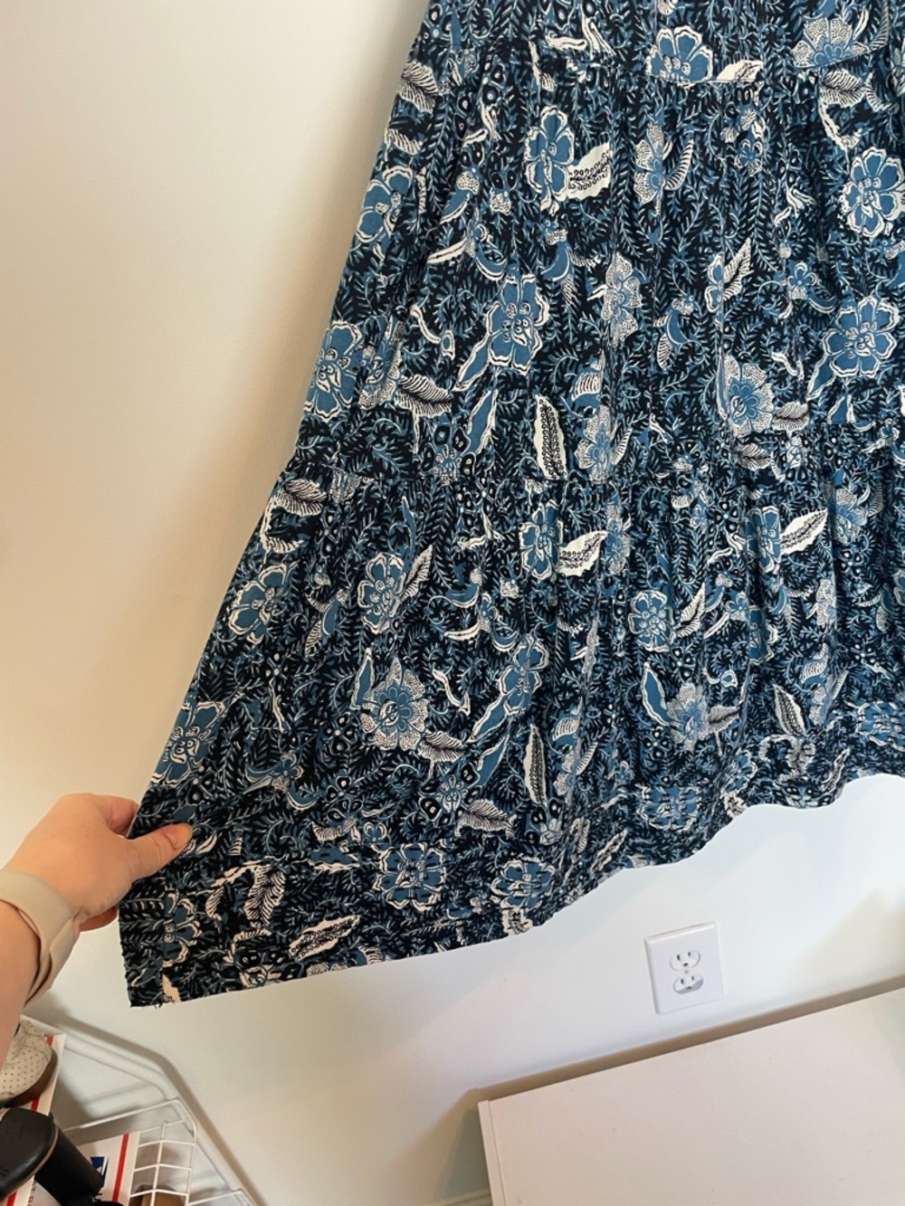 ULLA JOHNSON Kasim Midnight Floral Cotton Ruffle India Dress \\ 0 - Picture 6 of 11